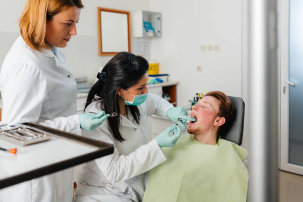 Best Emergency Tooth Extraction in Dresser, WI